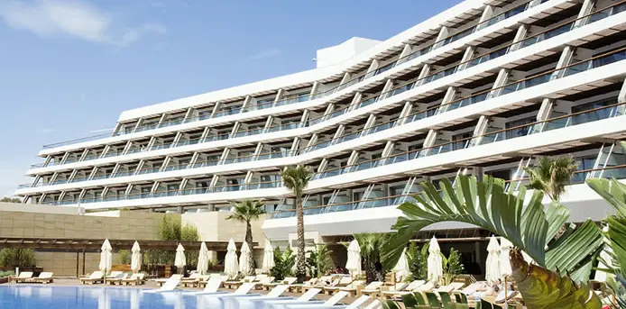 Pool and building of the Gran Hotel in Ibiza